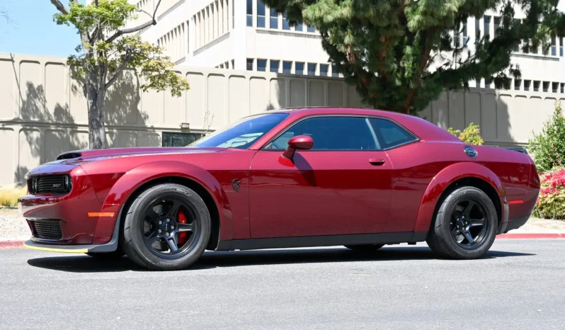 
								58-Mile 2018 Dodge Challenger SRT Demon full									