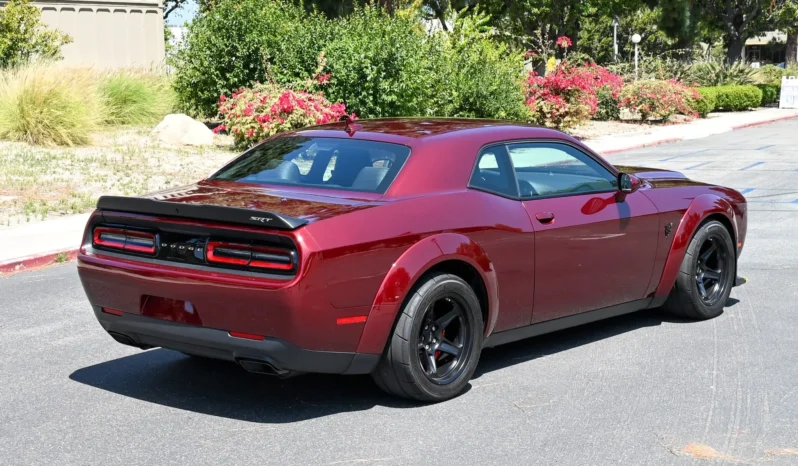 
								58-Mile 2018 Dodge Challenger SRT Demon full									