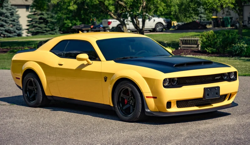 
								1,200-Mile 2018 Dodge Challenger SRT Demon full									