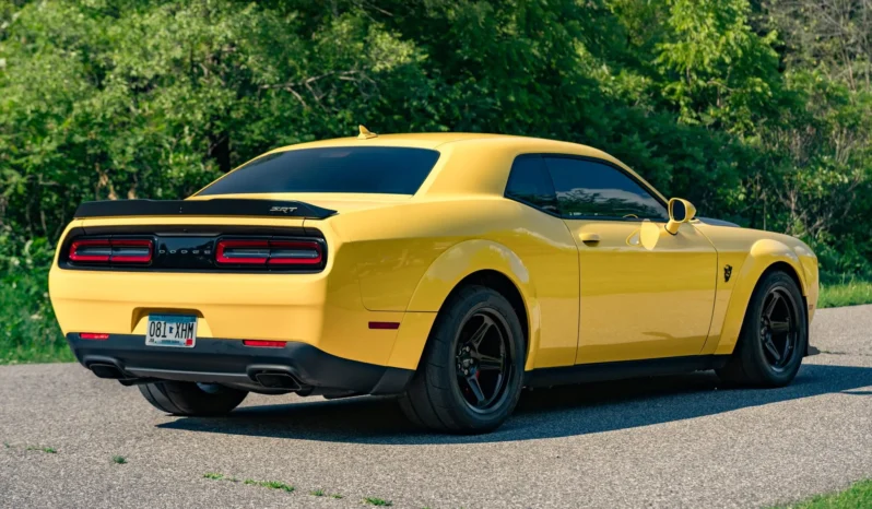 
								1,200-Mile 2018 Dodge Challenger SRT Demon full									
