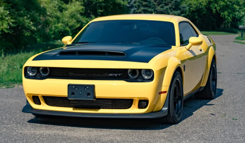 
								1,200-Mile 2018 Dodge Challenger SRT Demon full									