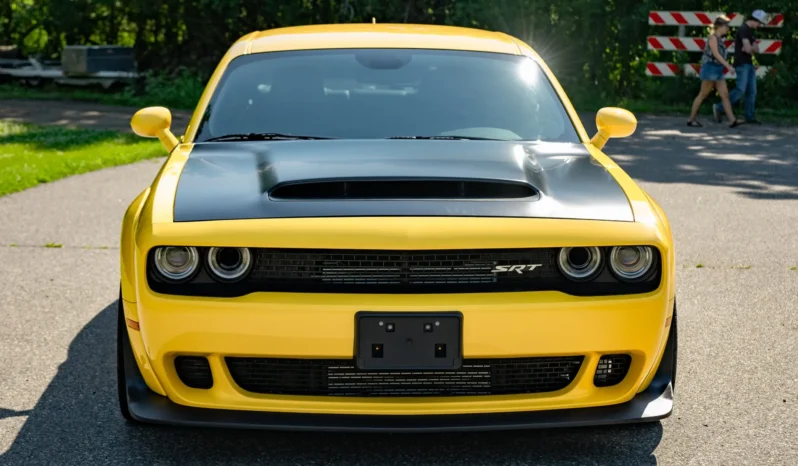 
								1,200-Mile 2018 Dodge Challenger SRT Demon full									