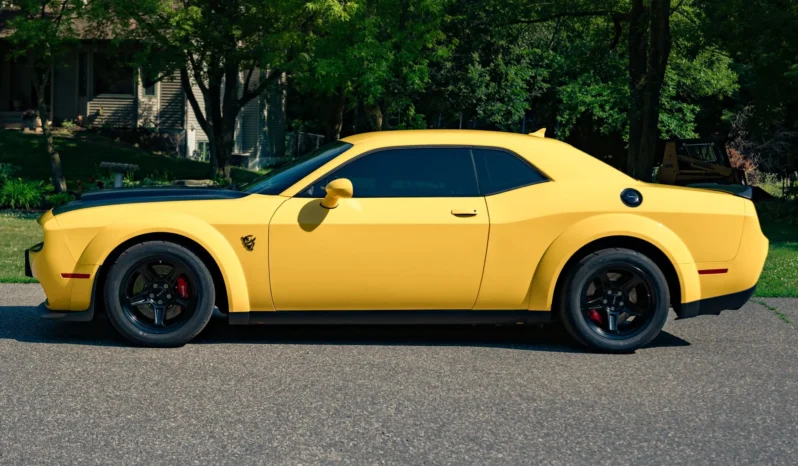 
								1,200-Mile 2018 Dodge Challenger SRT Demon full									