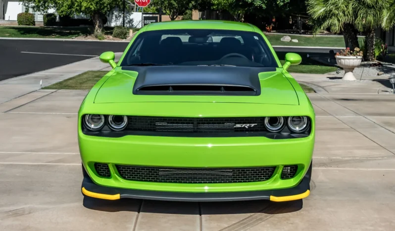 
								94-Mile 2023 Dodge Challenger SRT Demon 170 full									
