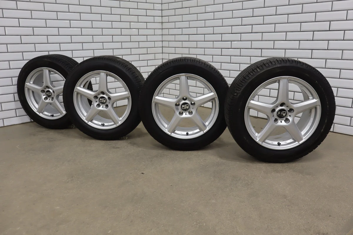 2004-2006 Lexus LS430 F30- MSW 5 Spoke Aftermarket 17x8 Wheel & Tire Set