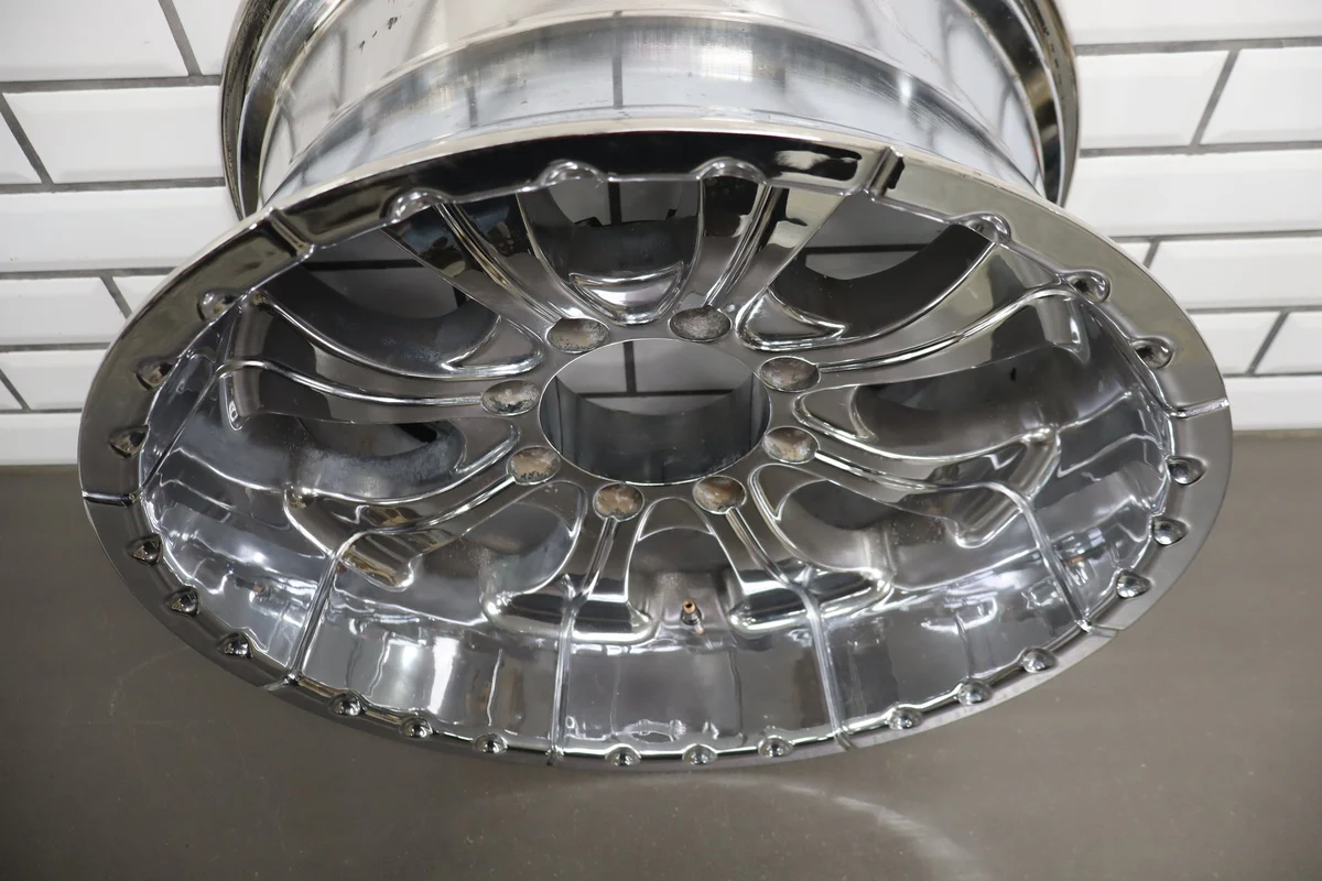 2003-2009 Hummer H2 20x10 Motto MT700 Wheel Set x5 8x165.1 - Image 3