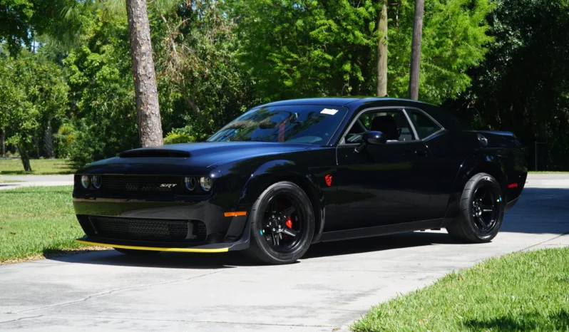 
								11-Mile 2018 Dodge Challenger SRT Demon full									