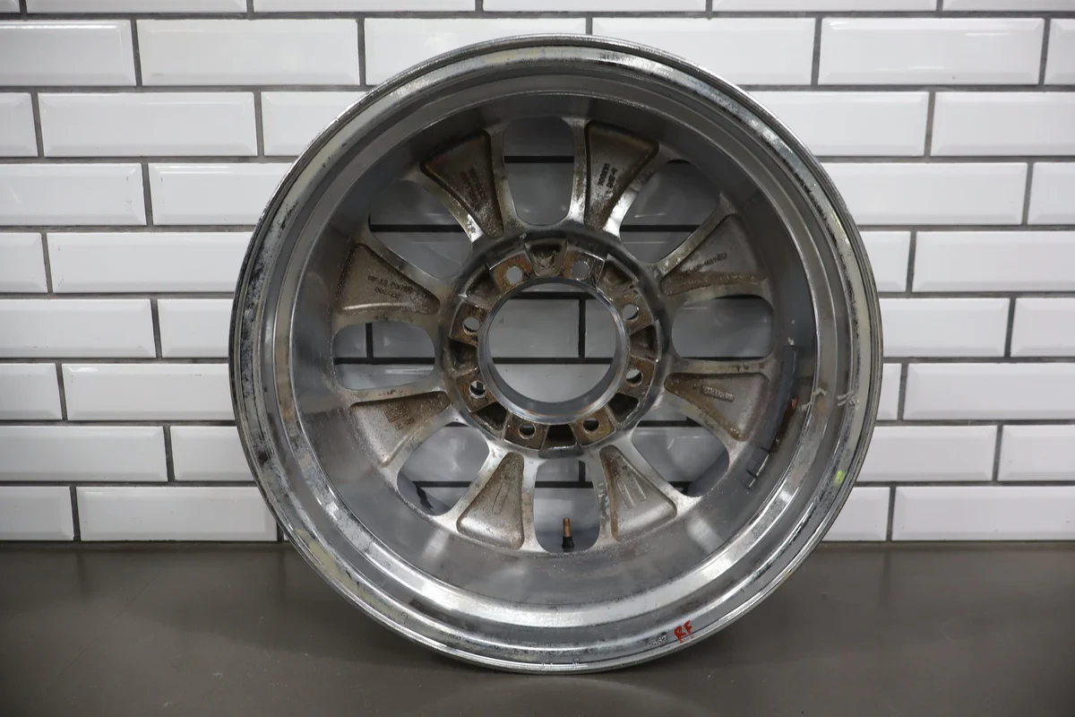2003-2009 Hummer H2 20x10 Motto MT700 Wheel Set x5 8x165.1 - Image 10