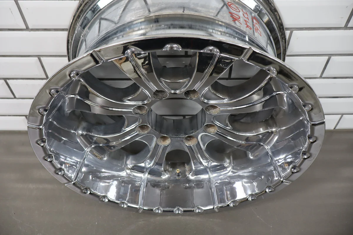2003-2009 Hummer H2 20x10 Motto MT700 Wheel Set x5 8x165.1 - Image 8