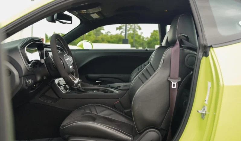 
								336-Mile 2023 Dodge Challenger SRT Demon 170 full									