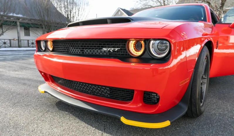 
								73-Mile 2023 Dodge Challenger SRT Demon 170 full									