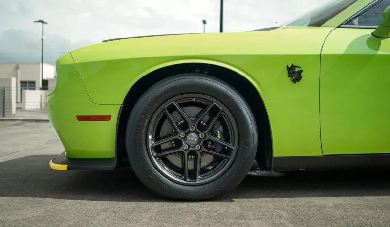 
								336-Mile 2023 Dodge Challenger SRT Demon 170 full									