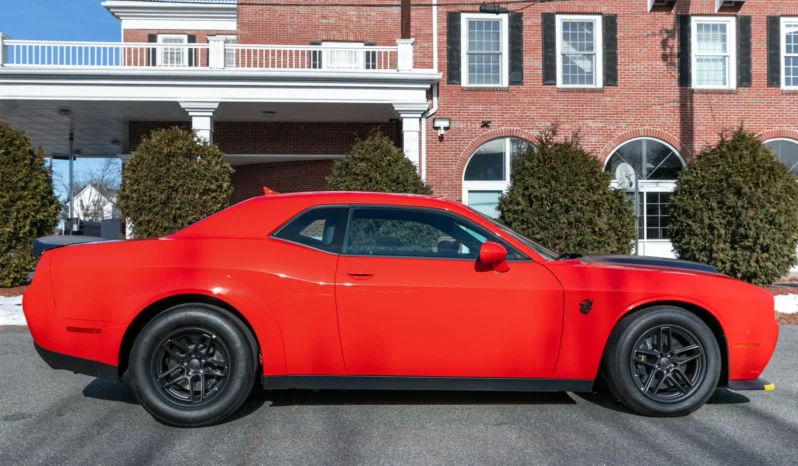 
								73-Mile 2023 Dodge Challenger SRT Demon 170 full									