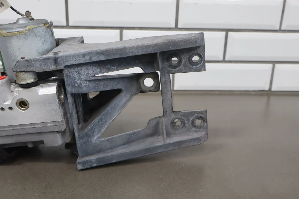 1998-2000 Chevrolet Corvette ABS Brake Unit 09367071 OEM - Image 6