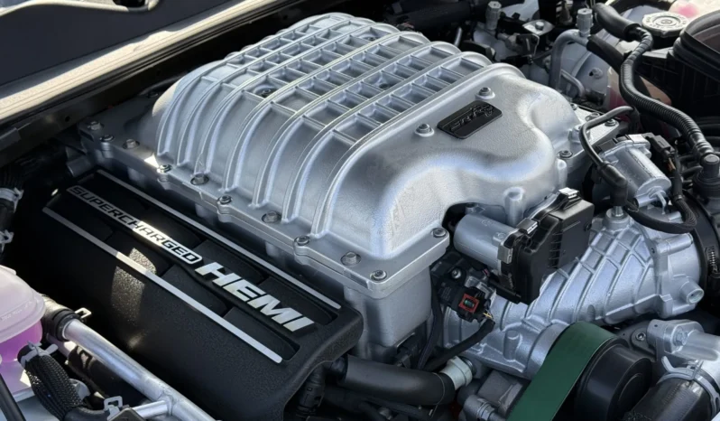 
								445-Mile 2021 Dodge Challenger SRT Super Stock full									