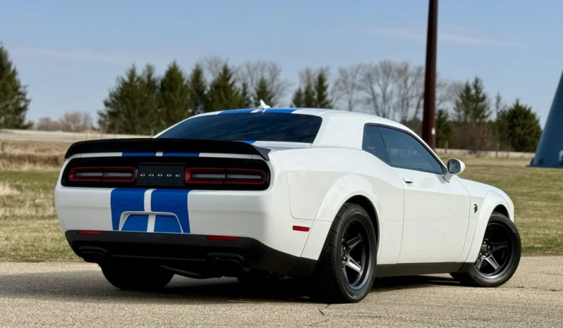 
								445-Mile 2021 Dodge Challenger SRT Super Stock full									