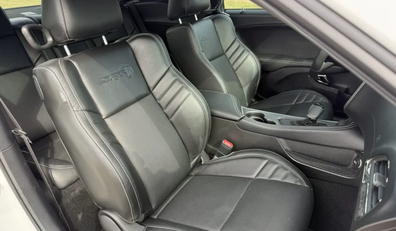 
								445-Mile 2021 Dodge Challenger SRT Super Stock full									