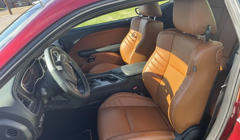 
								674-Mile 2023 Dodge Challenger SRT Super Stock full									