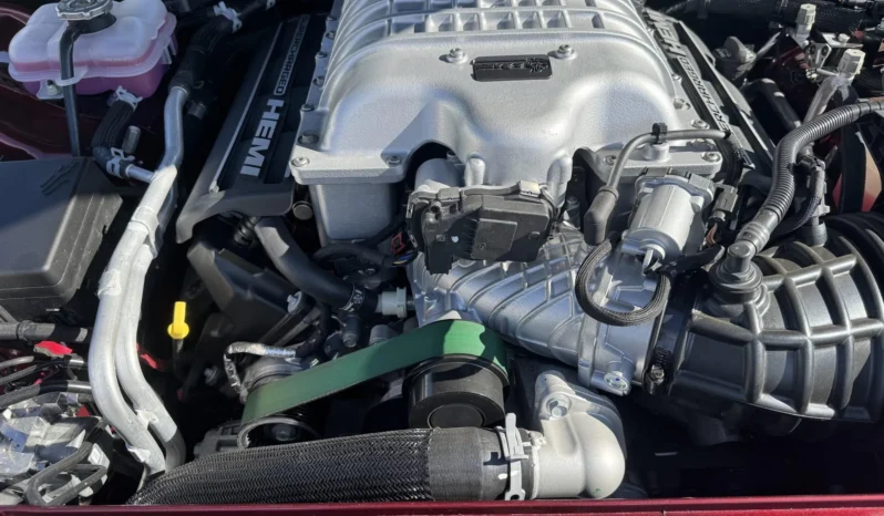 
								674-Mile 2023 Dodge Challenger SRT Super Stock full									