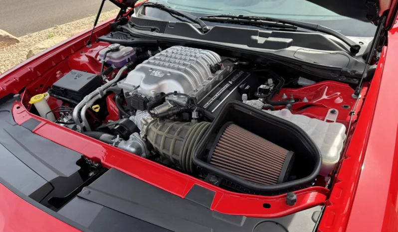 
								2,300-Mile 2018 Dodge Challenger SRT Demon full									