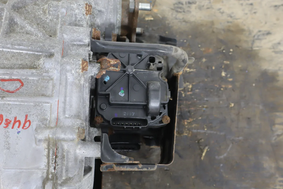 2013 Toyota Tundra XK50- Transfer Case - Image 4