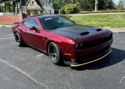 
										674-Mile 2023 Dodge Challenger SRT Super Stock full									