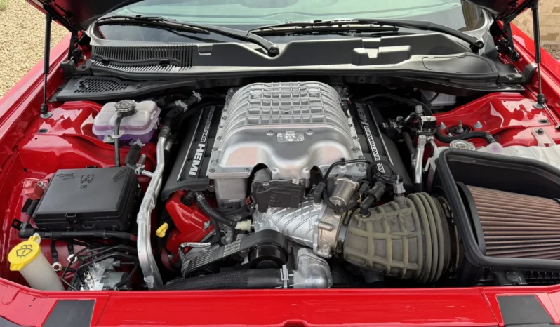 
								2,300-Mile 2018 Dodge Challenger SRT Demon full									